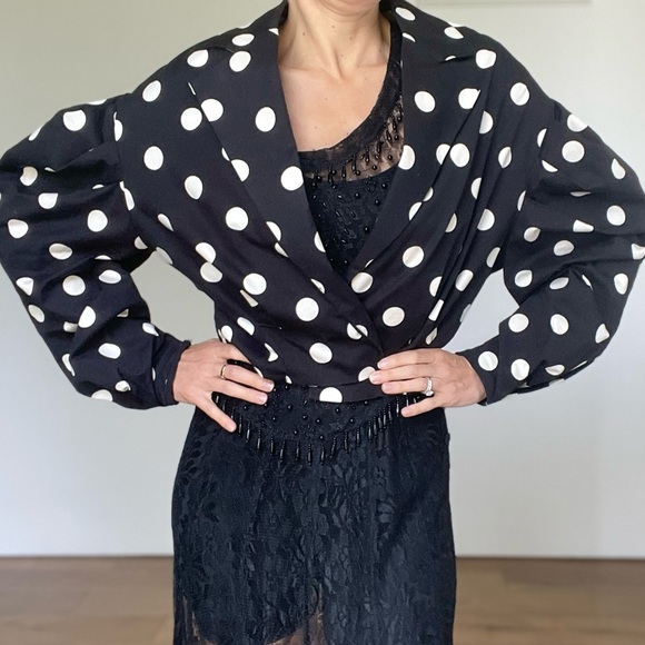 Short Jacket - Picture 2 of 6